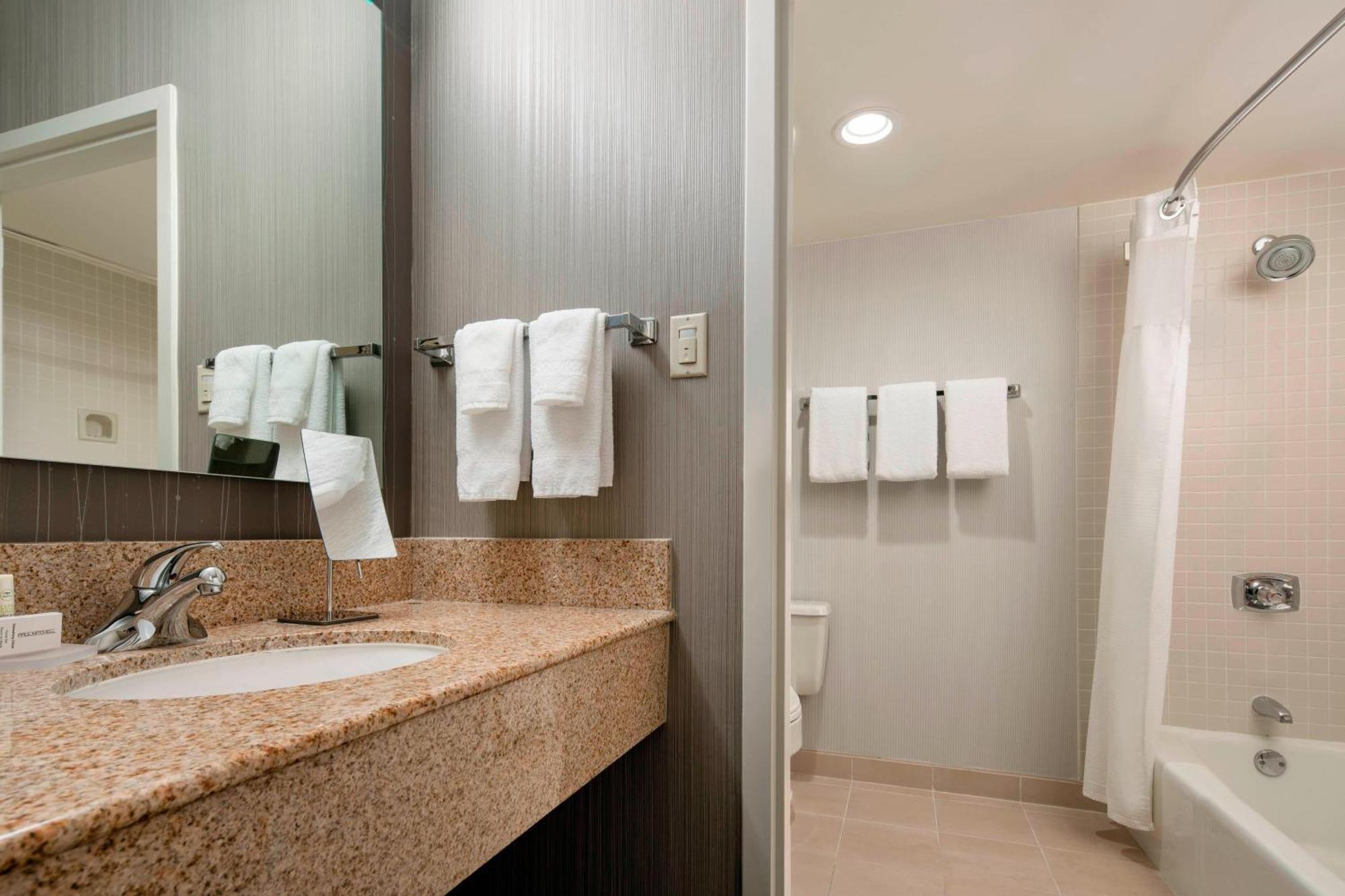 Courtyard By Marriott San Francisco Airport Ξενοδοχείο Σαν Μπρούνο Εξωτερικό φωτογραφία