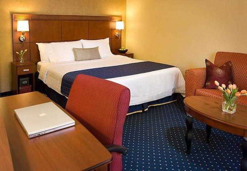 Courtyard By Marriott San Francisco Airport Ξενοδοχείο Σαν Μπρούνο Εξωτερικό φωτογραφία