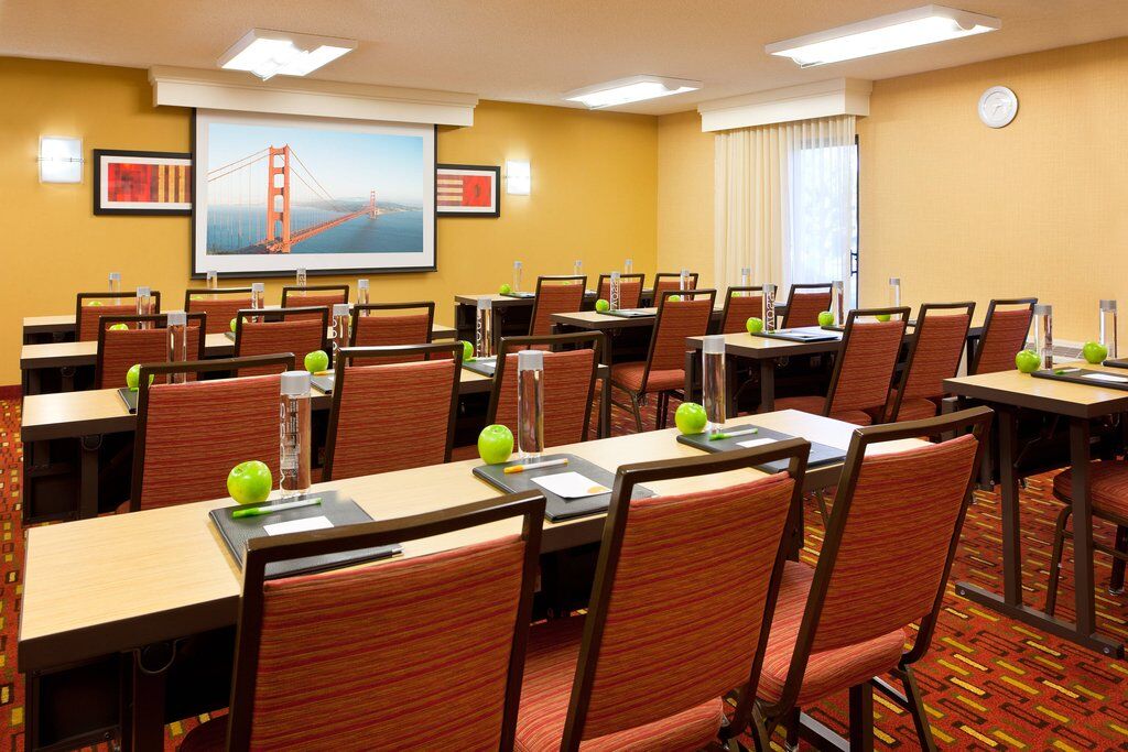 Courtyard By Marriott San Francisco Airport Ξενοδοχείο Σαν Μπρούνο Εξωτερικό φωτογραφία